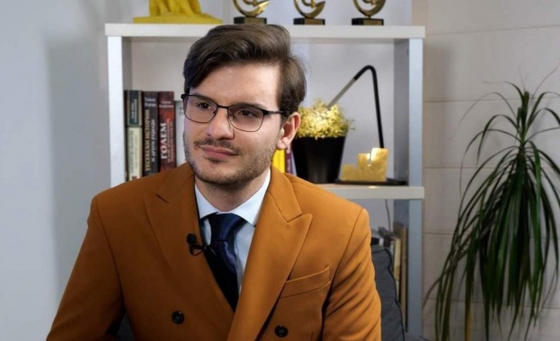 Критиките на президента по отношение на управляващата коалиция следва една