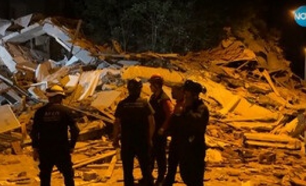 Те са убити в двора на болница от израелски удар