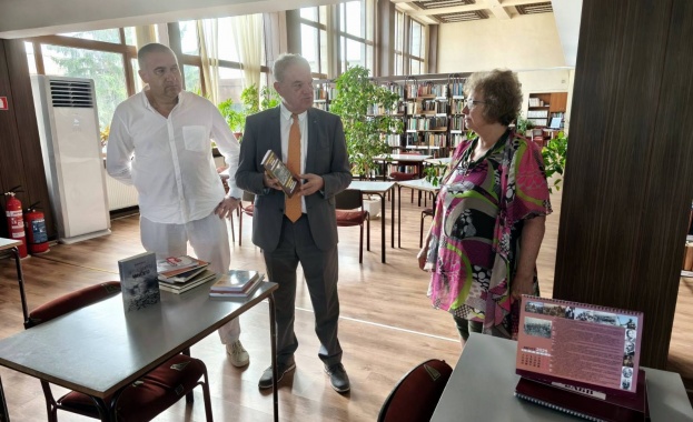 В Търговище лидерът на АБВ Румен Петков и регионалният координатор