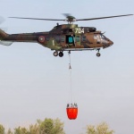 Военнослужещи от Сухопътните войски и Военновъздушните сили с два вертолета участват в потушаването на три големи пожара, възникнали в  страната