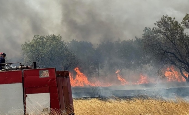 Мъж е задържан във връзка с пожара който избухна вчера