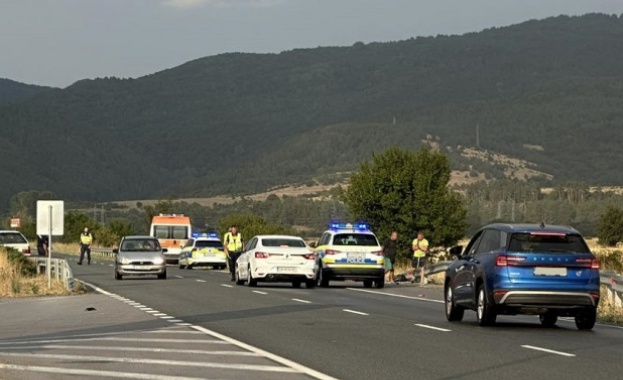 Швейцарски гражданин е загинал вчера на пътя между Дупница и
