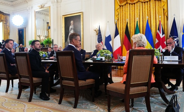 Измина още един важен ден за дипломацията и уреждането на