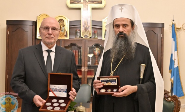 България Патриарх Даниил благослови управителя на БНБ Димитър Радев