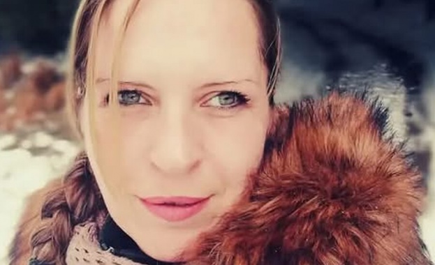 Сумата необходима за лечението е непосилна за нея и семейството