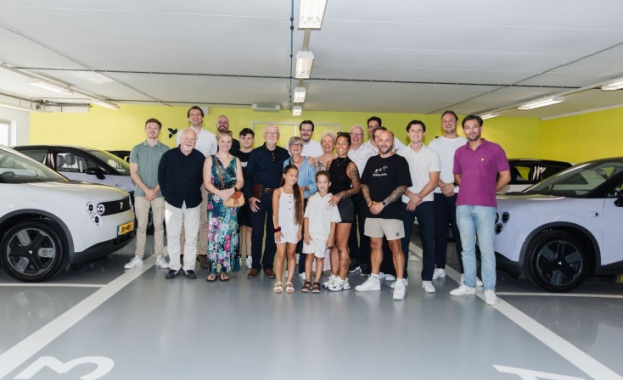 Китайският производител на високотехнологични изцяло електрически автомобили NIO Inc в