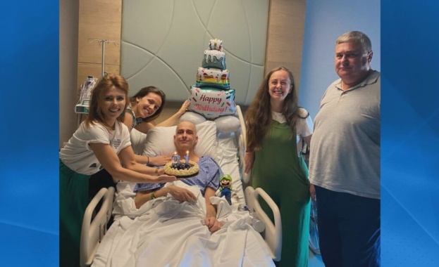 Зов за помощ: Още средства са нужни на младия мъж с рядък рак, за да завърши лечението си