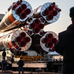 Русия изстрелва биоспътник с мишки, мухи и гъби в Космоса