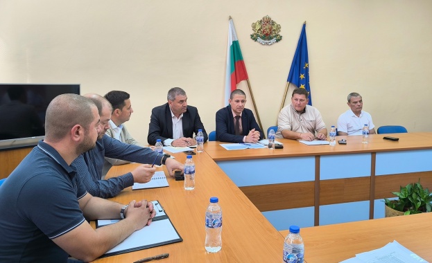 Ръководството на ЕНЕРГО ПРО проведе работни срещи с областните управители на