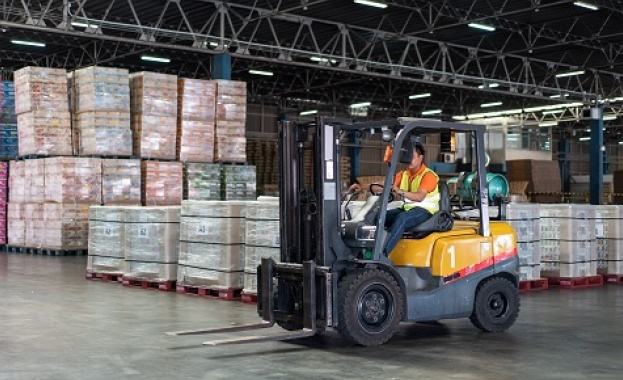 Предимства на електрокарите пред други видове подемна техника