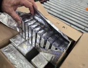 Чипс и корнфлейкс „прикриват“ нелегални цигари за €750 000 в украински тир