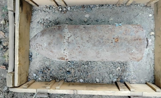 Специализиран екип от 55 инженерен полк разузна транспортира и унищожи