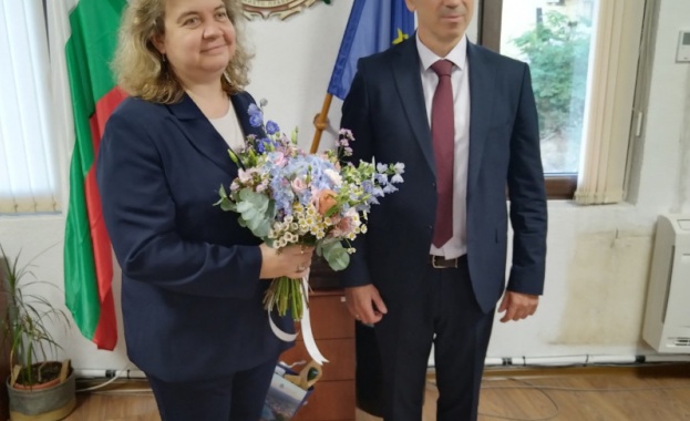 Сцената на Аполония отдавна се е превърнала в институция която