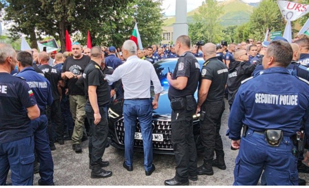 Днешният ден град Сопот се превърна в арена на протест