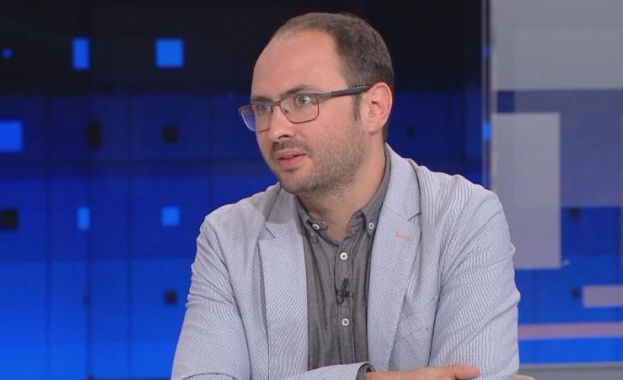 Дигиталната трансформация е всъщност постепенното пренасяне на всички аспекти от