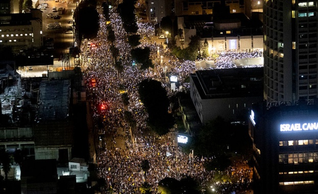 Учебната година в страната започва на 1 и септември
Израелски ученици излязоха