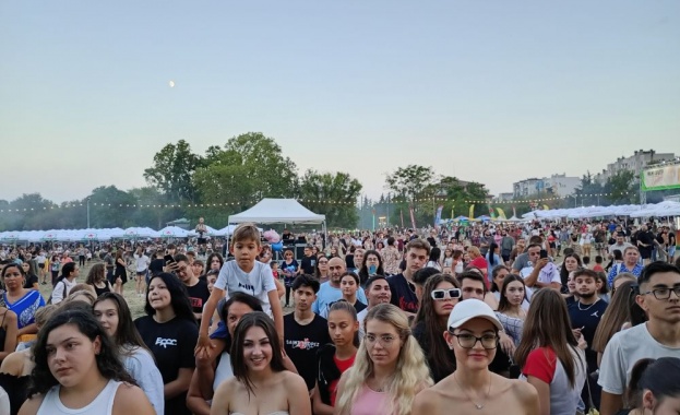 С много музика и качествено пиво Beerфест 2025 е официално открит