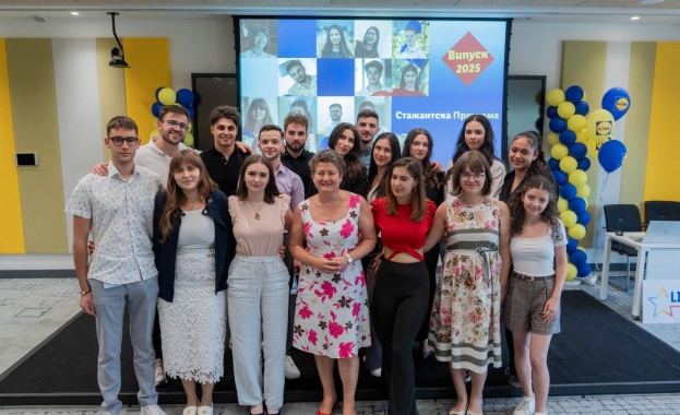 Половината от стажантите в Лидл България за 2025 година остават в компанията