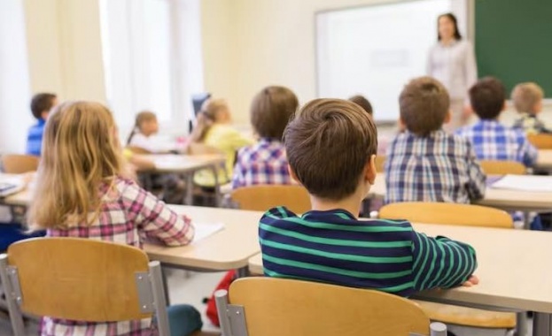 Знанието е съкровище което ще последва своя собственик навсякъде Китайска