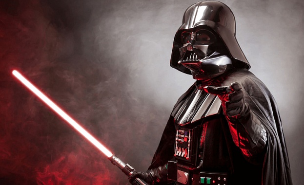 Светлинният меч на Дарт Вейдър бе продаден за 3,6 милиона долара