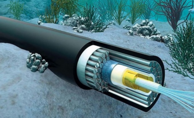 Прекъсвания на подводни кабели в Червено море са нарушили достъпа