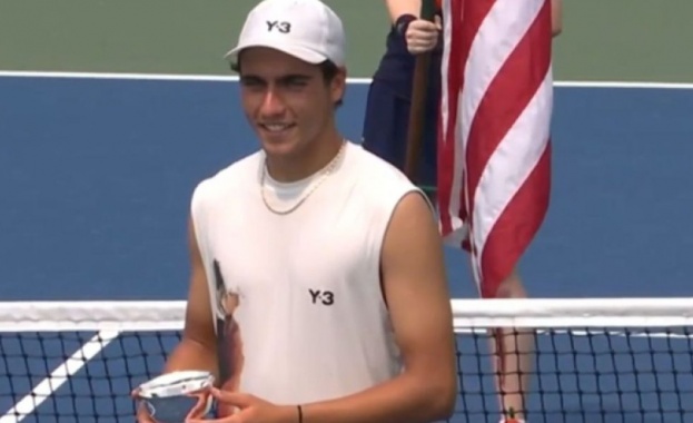 На връх 6 септември български тенисист спечели титлата на Откритото