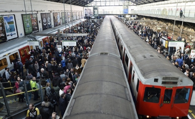 Движението по линиите на Лондонското метро днес е спряно след
