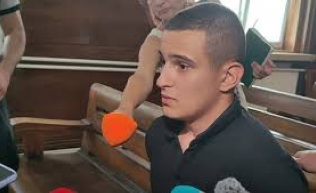 Вместо да стават известни обстоятелствата при които шефът на русенската