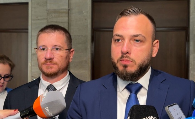 Днес народните представители от Възраждане Георги Хрисимиров и Димо Дренчев