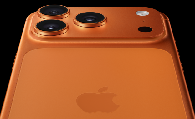 Предварителните поръчки стартират в 15 00 ч на 12 септември и