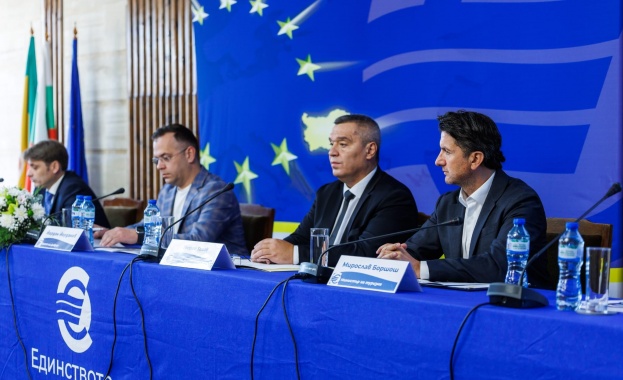 Министър Тахов: Еврото ще даде повече възможности за бизнеса и земеделските производители