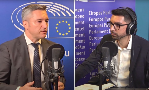 Вигенин: От Европейския съюз трябва да идват послания за мир