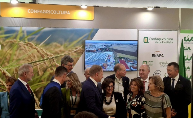 Заместник министърът на земеделието и храните Янислав Янчев присъства на откриването