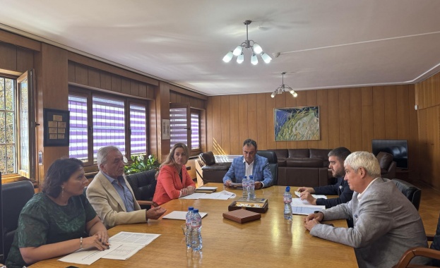 Комисията за защита на конкуренцията присъединява получените днес данни от