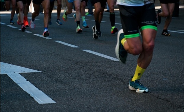 Как да се подготвим за първият си маратон: Наръчник за трениране, хранене и подготовка