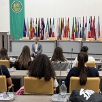 Пресича се без разсейващи GSM-и и слушалки, обясниха на ученици на образователна дискусия в Община Стара Загора