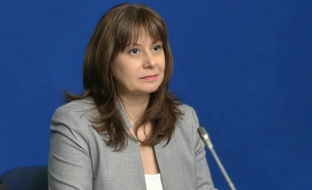 Омбудсманът Велислава Делчева сезира Комисията по енергетика в Народното събрание