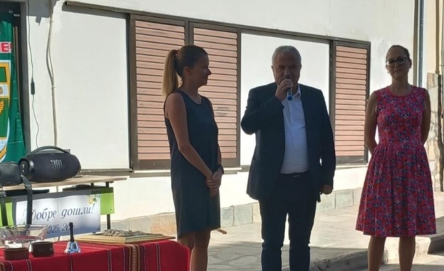 В навечерието на Деня на независимостта на България кметът на