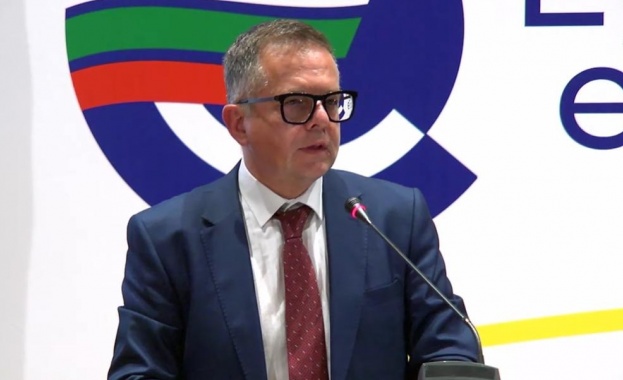 Зам.-министър Барбалов: Защитата на потребителите е водещ приоритет при въвеждането на еврото