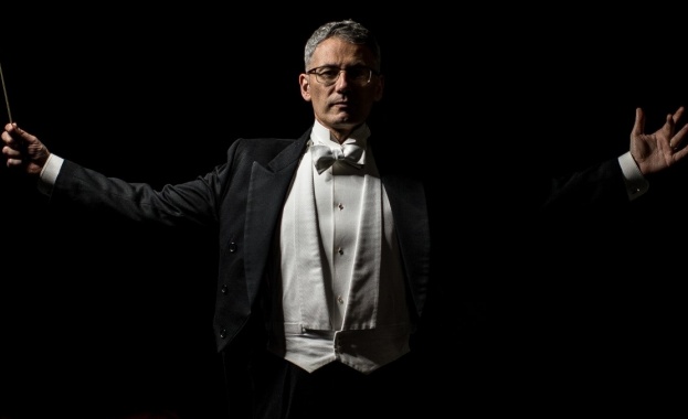 Непознатият Йохан Щраус-син на сцената на зала „България”