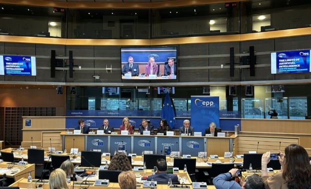 Изкуственият интелект ИИ трябва да служи на обществото Това заяви