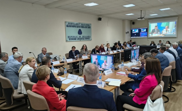 ИСС: Българската индустрия е уязвима от въглероден дъмпинг