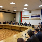 Полагат се усилия водният режим в Плевен да приключи до Нова година