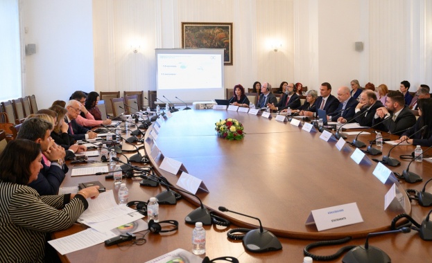 Необходима е национална програма за борба със затлъстяването