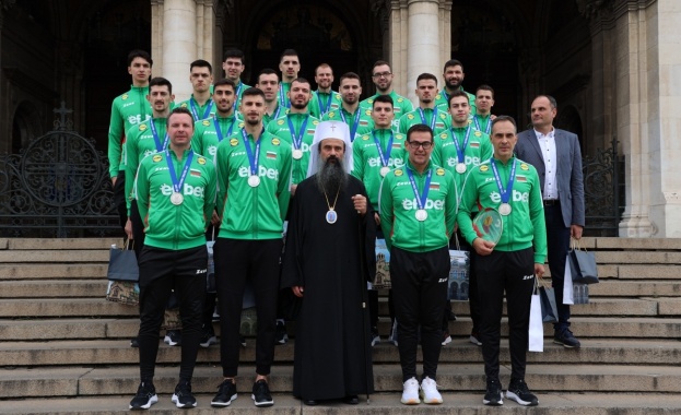 Негово Светейшество Българският патриарх Даниил поздрави и благослови волейболистите от