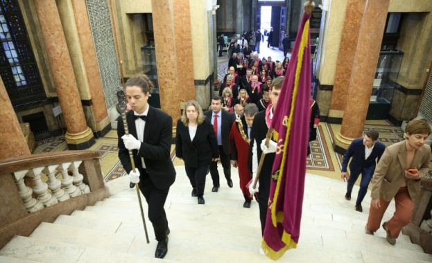 Председателят на НС Наталия Киселова откри академичната година в Софийския университет „Св. Климент Охридски“