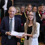 Министър Вълчев: Близо 40% от отличниците на България избират Софийския университет