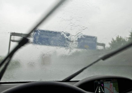 Предупреждение за опасни валежи в четвъртък