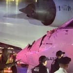 Два самолета се сблъскаха на писта на летище в Ню Йорк