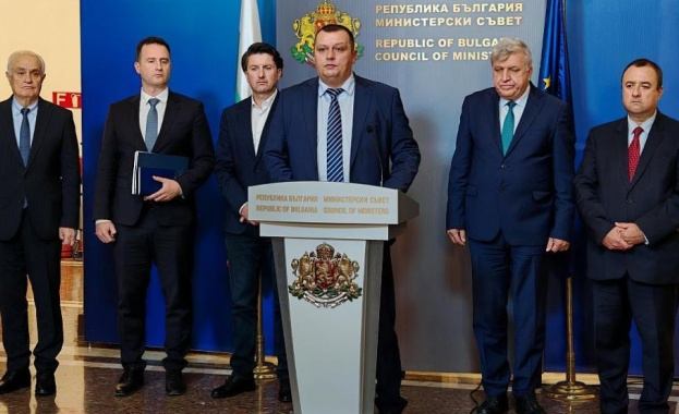 Министерският съвет с извънреден брифинг за наводненията